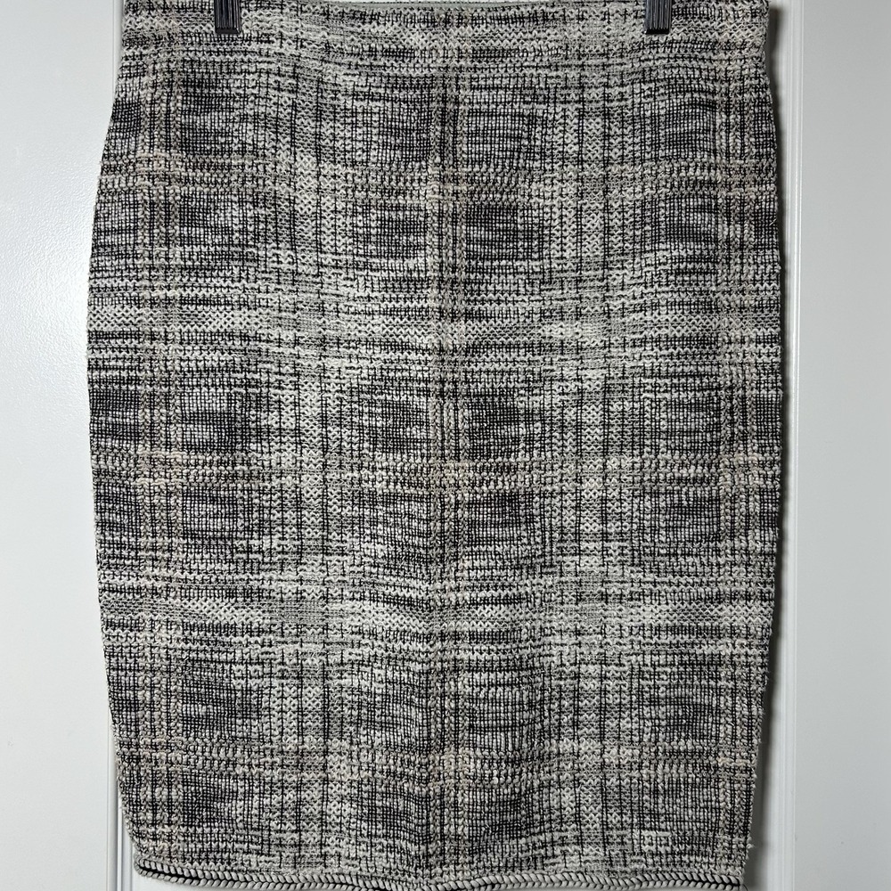 Max Studio Cream Tweed Boucle Rope Trim Pencil Skirt Old Money French Girl Style